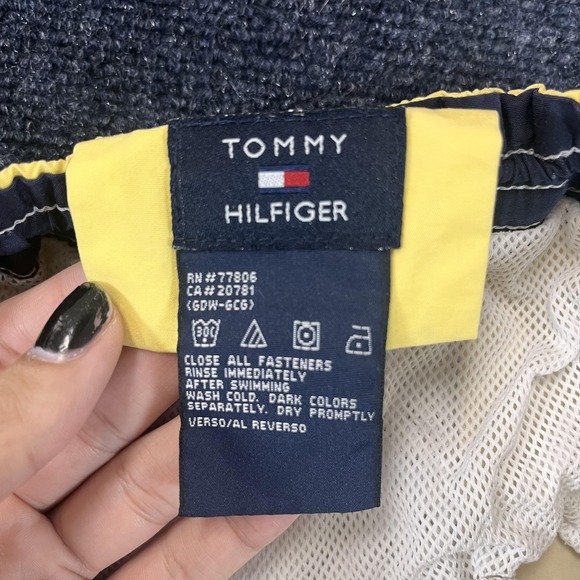 Tommy Hilfiger Swim Shorts Mens XL Mesh Lined Drawstring Pocket Beach Trunks - Picture 5 of 11